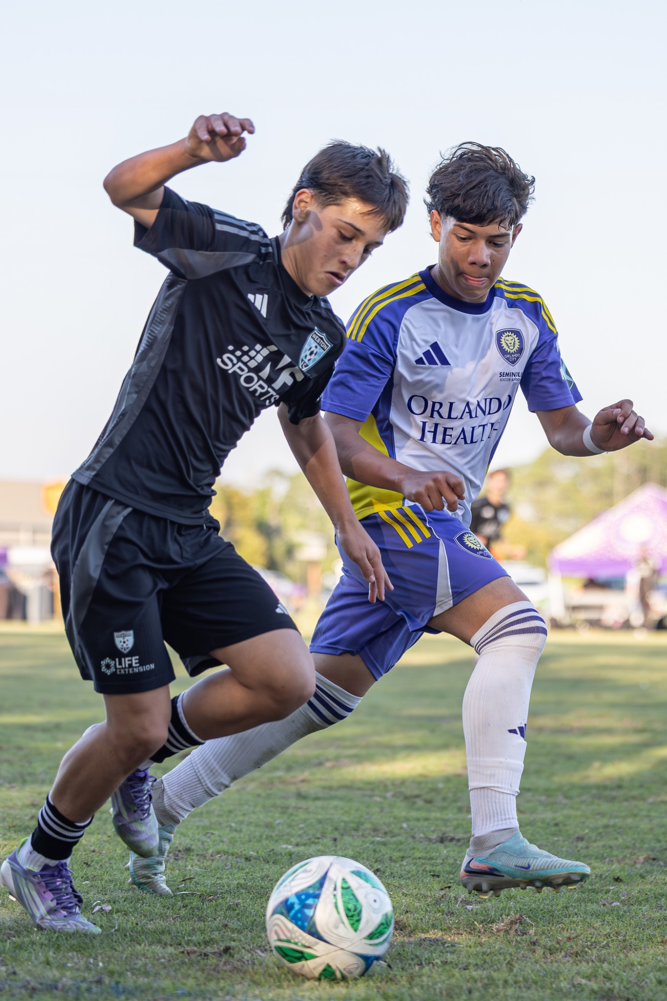 Youth soccer player ball control action shot — Volusia County sports photography — Heidi Lynne Photography