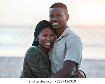 Couple beach portrait session at sunset — Daytona Beach FL — Heidi Lynne Photography